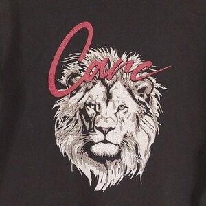Care Tucker NWT Marlie Tee Care Lion‎ T-Shirt Size Medium Black Boxy Retro-Chic